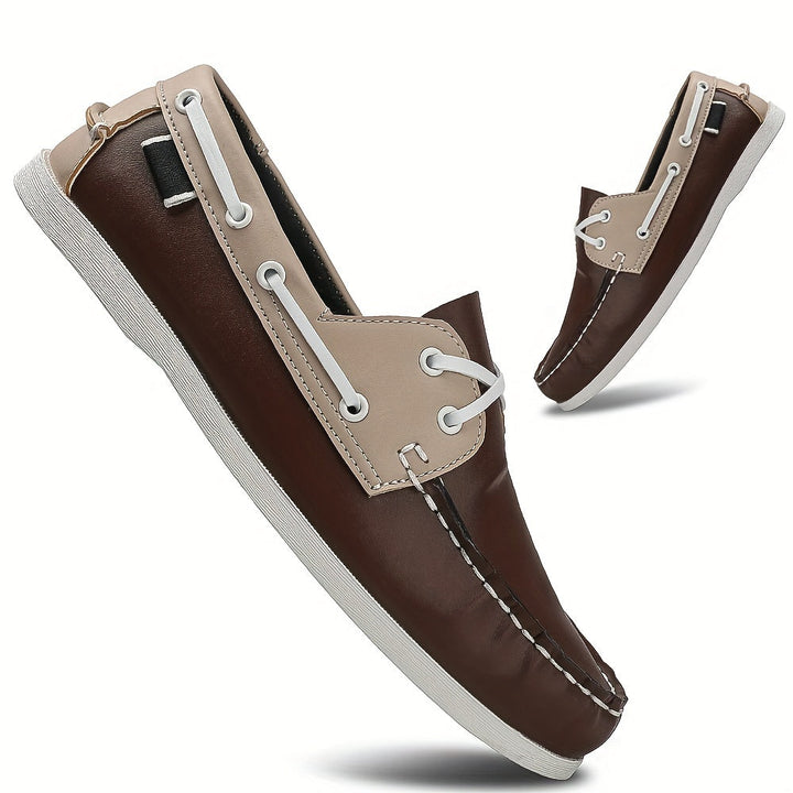 Instappers 'Thijs', comfortabele heren bootschoenen met robuuste grip voor dagelijks gebruik.