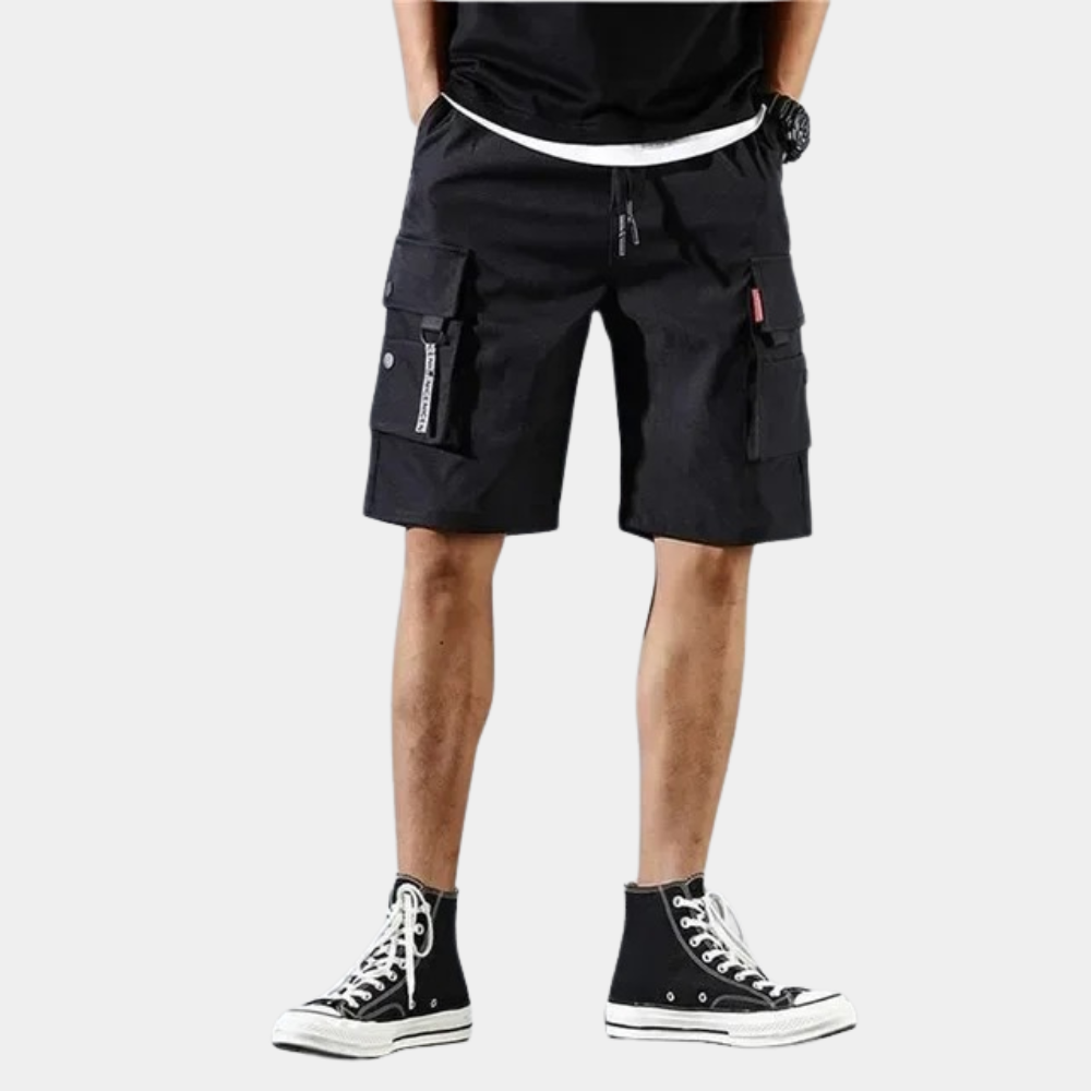 Stijlvolle heren cargo shorts in een neutrale kleur, een trendy en comfortabele keuze voor elke man.