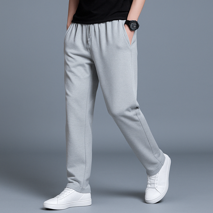 Zachte polyester heren joggingbroek, biedt ultiem comfort als loungewear.