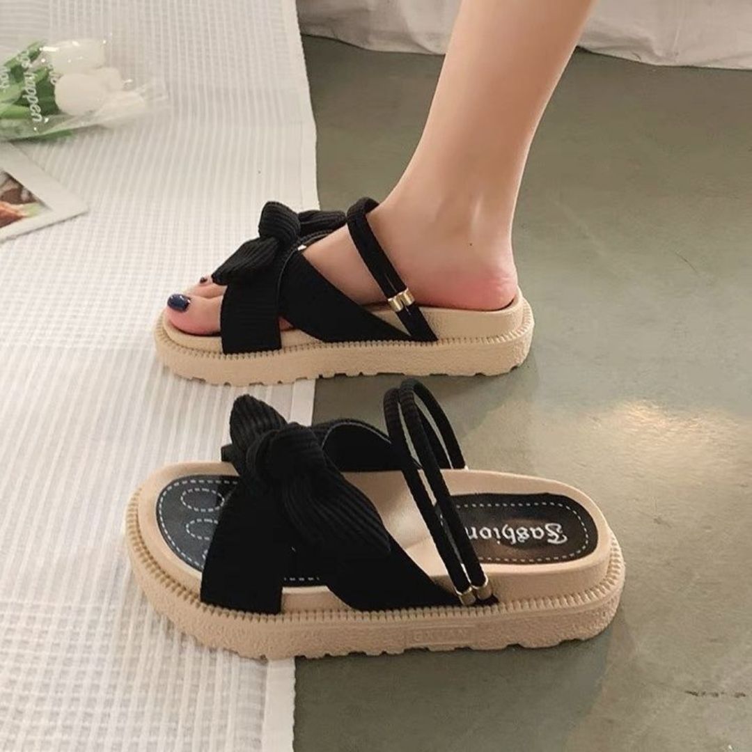 Moderne Liana zomersandalen dames met verstelbare banden, perfect voor comfortabele casual zomer outfits.