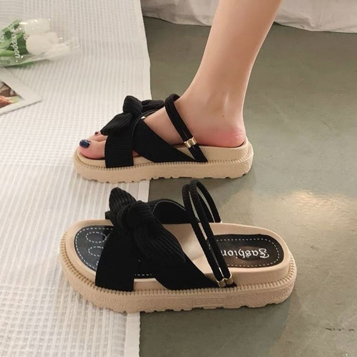 Moderne Liana zomersandalen dames met verstelbare banden, perfect voor comfortabele casual zomer outfits.