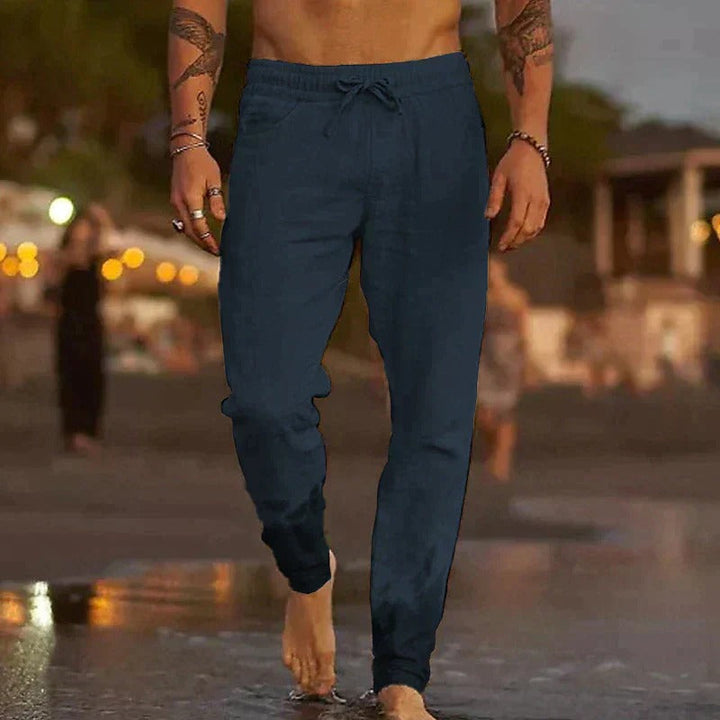 Veelzijdige heren zomerbroek, comfortabel en lichtgewicht, geschikt voor vakantie, strand of dagelijks gebruik.