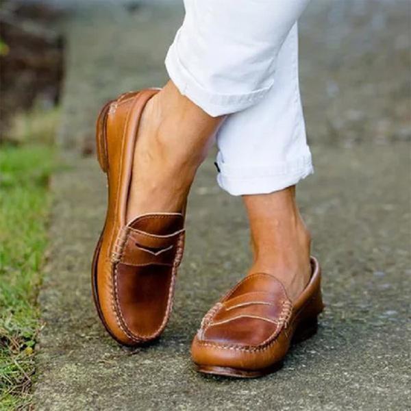 Stijlvolle bruine orthopedische dames loafers, bieden comfort en een chique uitstraling.