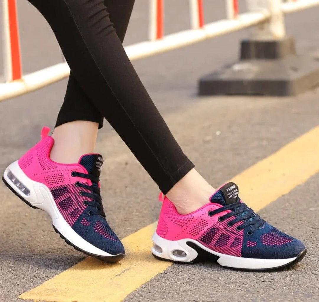 Comfortabele orthopedische damessneakers met voetondersteuning, ideaal voor dagelijks gebruik en lange wandelingen.