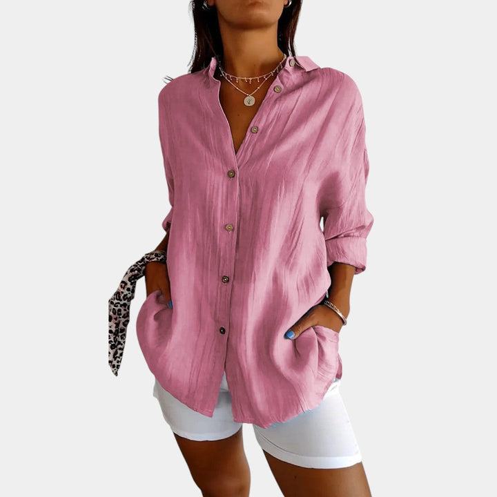Kleurrijke, effen damesblouse met lange mouwen, comfortabel en luchtig. Stijlvol voor elke gelegenheid, lente/zomer.