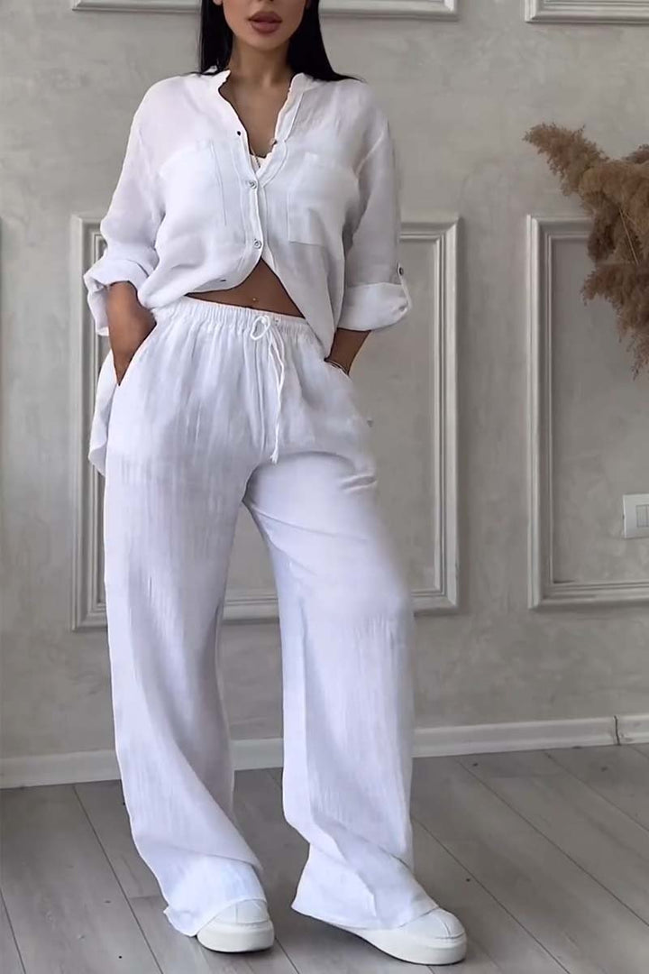 Stijlvolle dames linnen zomerset, tweedelig outfit voor vrouwen, comfortabel en modieus voor de zomer en vakantie.