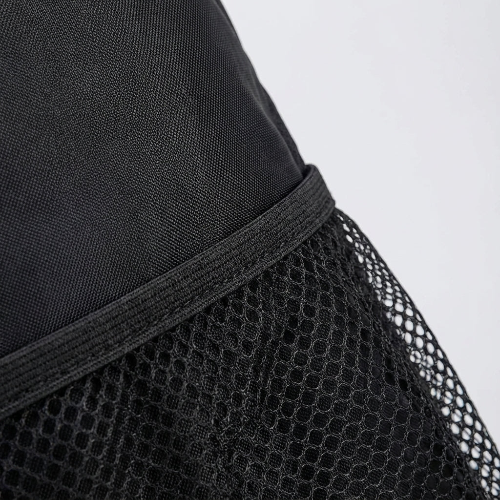 Unisex weekendtas of gymtas, compact en praktisch voor al je sport- en reisbenodigdheden.