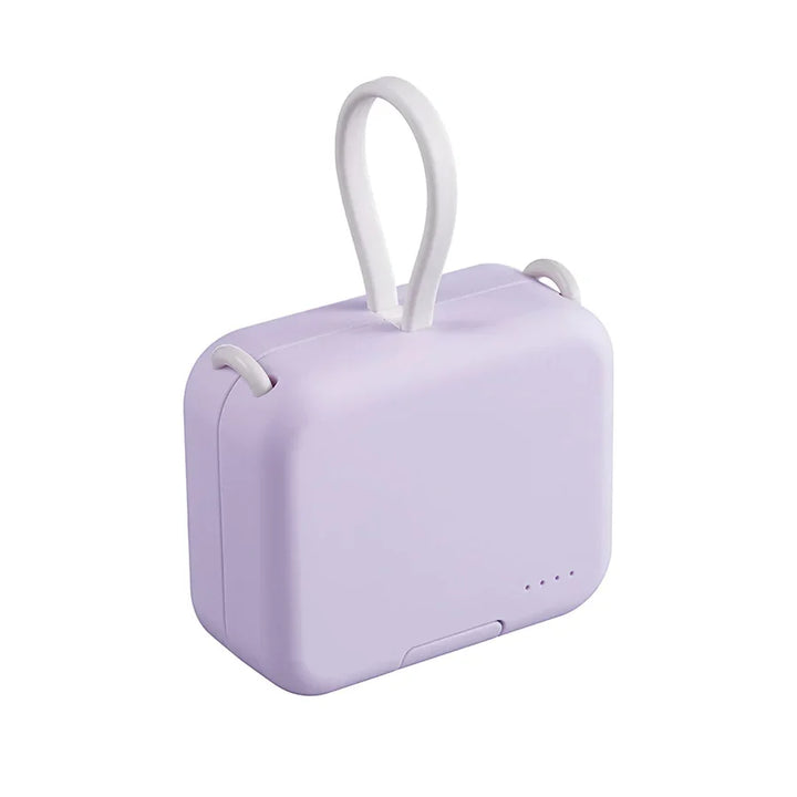 Efficiënte 4000mAh powerbank voor snelladen van je smartphone, klein formaat.