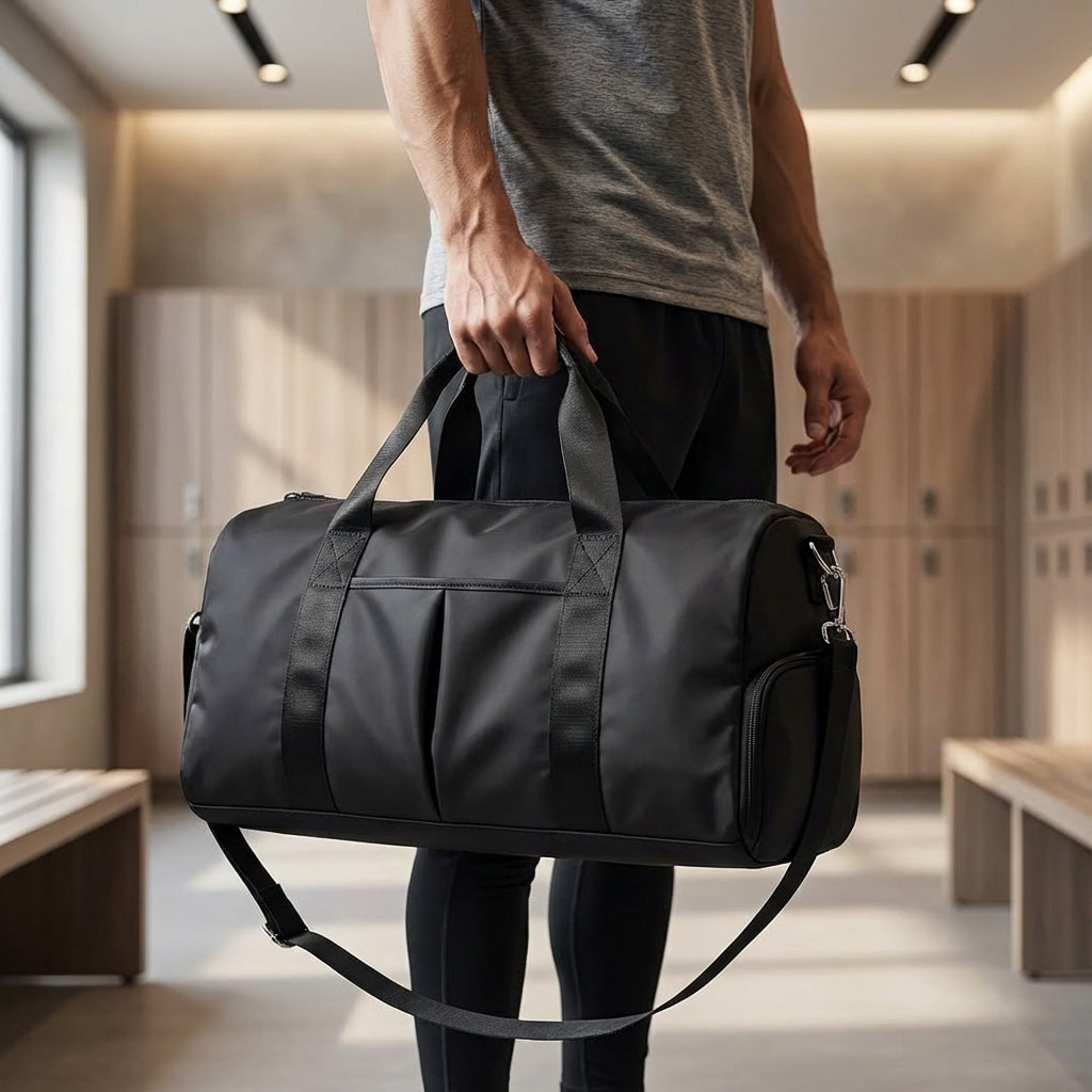 Compacte DryVoyager weekendtas, waterdicht en lichtgewicht, ideaal voor reizen, sport en korte trips.