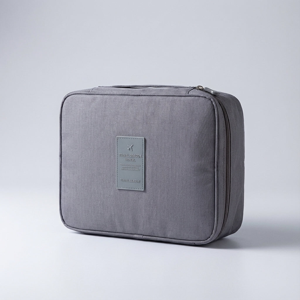 Stijlvolle waterdichte makeuptas voor dames, compact en met vakjes, perfect voor georganiseerde beauty.