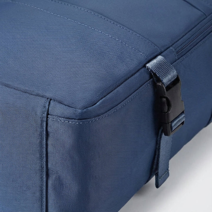 Antidiefstal waterbestendige reisrugzak (SkyGuardBag) met TSA-slot, perfect voor veilige handbagage reizen.