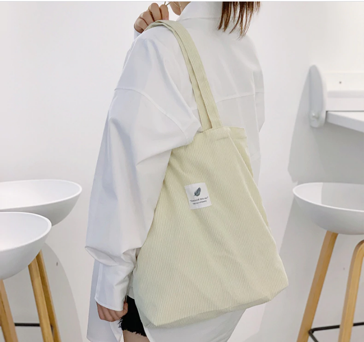 Veelzijdige corduroy casual totebag voor dames, een praktische en stijlvolle dagelijkse tas.