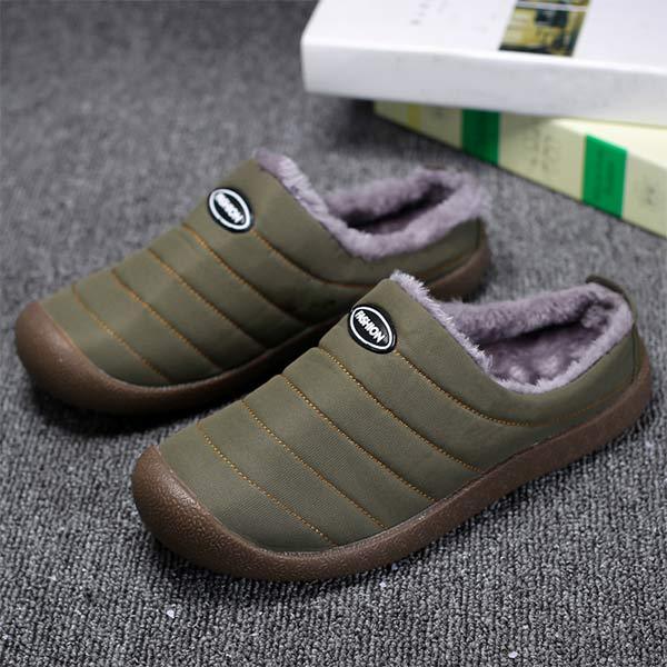 Instap CozyWarm herenpantoffels, comfortabel en warm gevoerd. Ideaal voor binnenhuis gebruik.