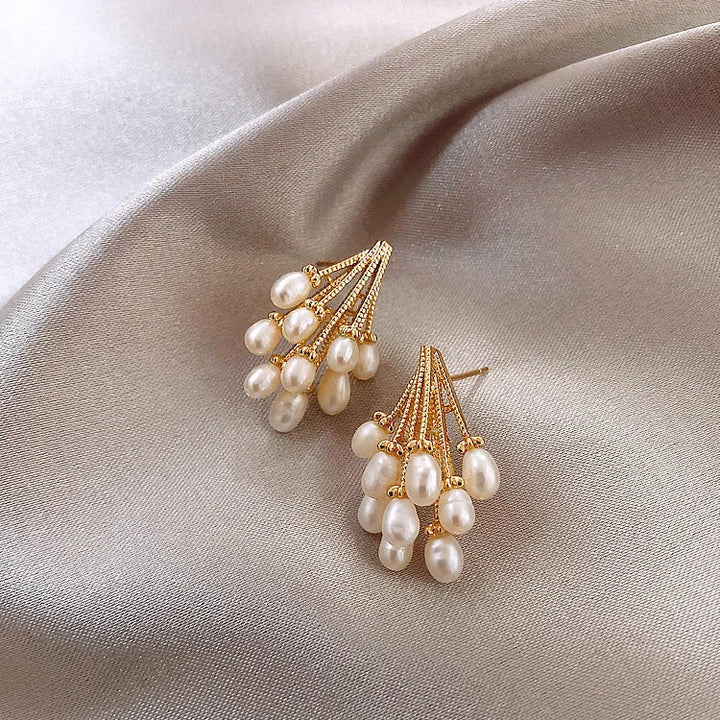 Elegante 18K vergulde zilveren parelkwast oorbellen voor dames van Noelle, perfect voor feestjes of als cadeau.