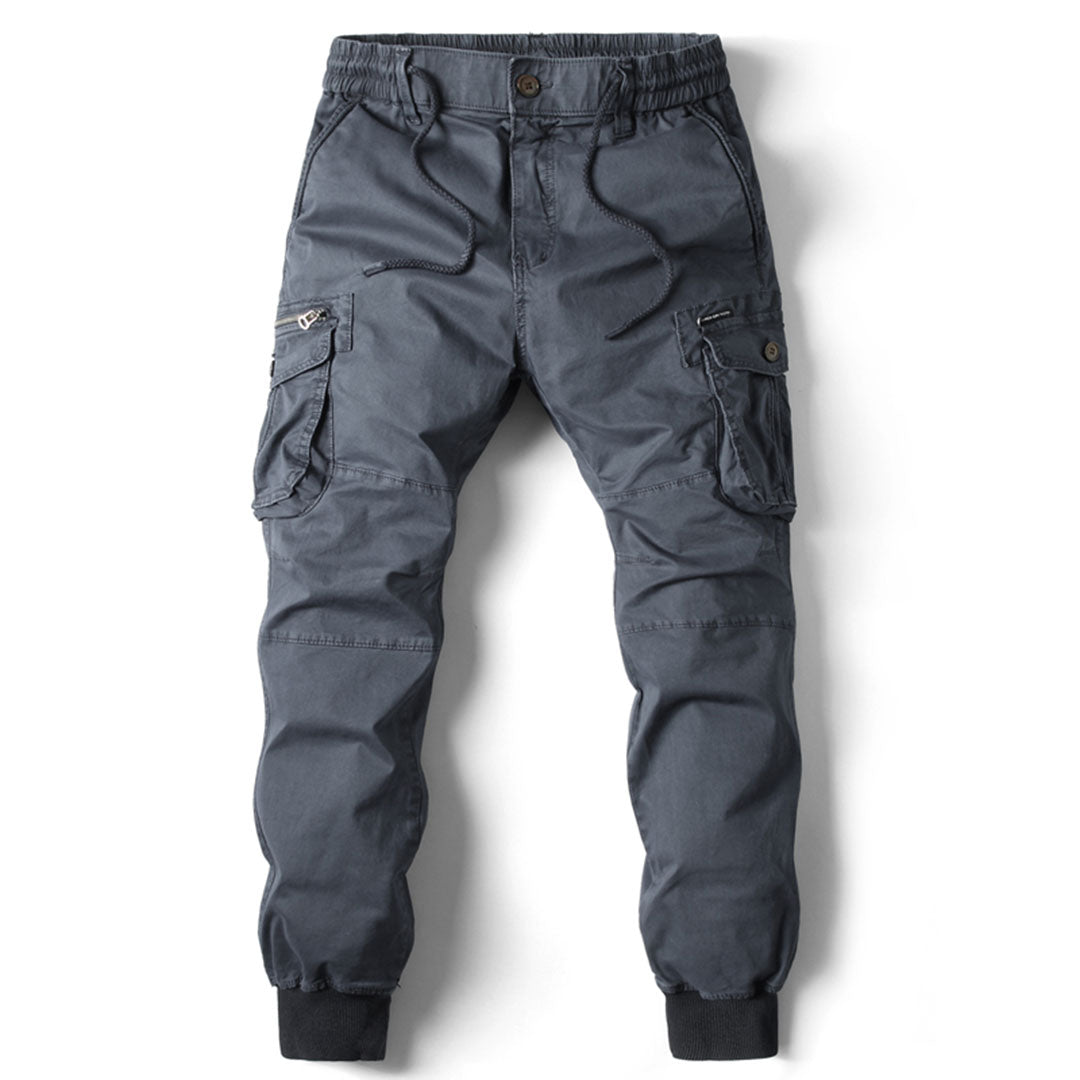 Donkerblauwe herencargo broek met stoere tapered pasvorm