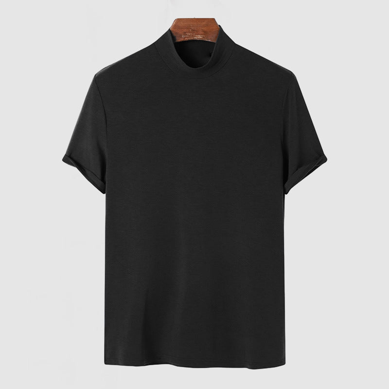 Close-up van de hoogwaardige standkraag en de fijne stretchstof van dit comfortabele heren T-shirt.