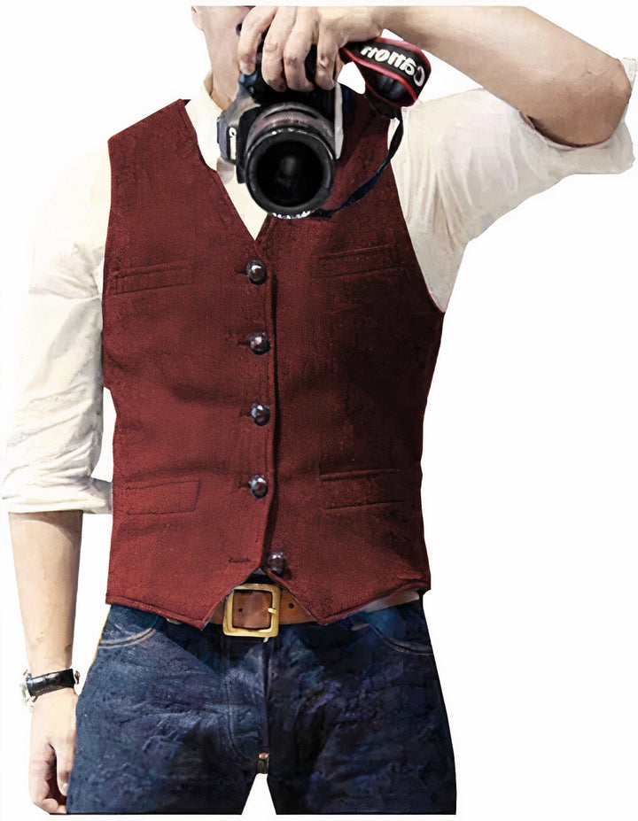 Klassiek heren vest met nette knopen. Geschikt voor een formele of casual stijl, veelzijdig en tijdloos.