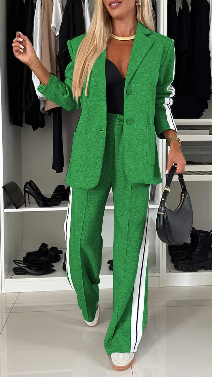 Stijlvol dames 2-delig pak, ideaal voor een zakelijke outfit of een elegante casual look.
