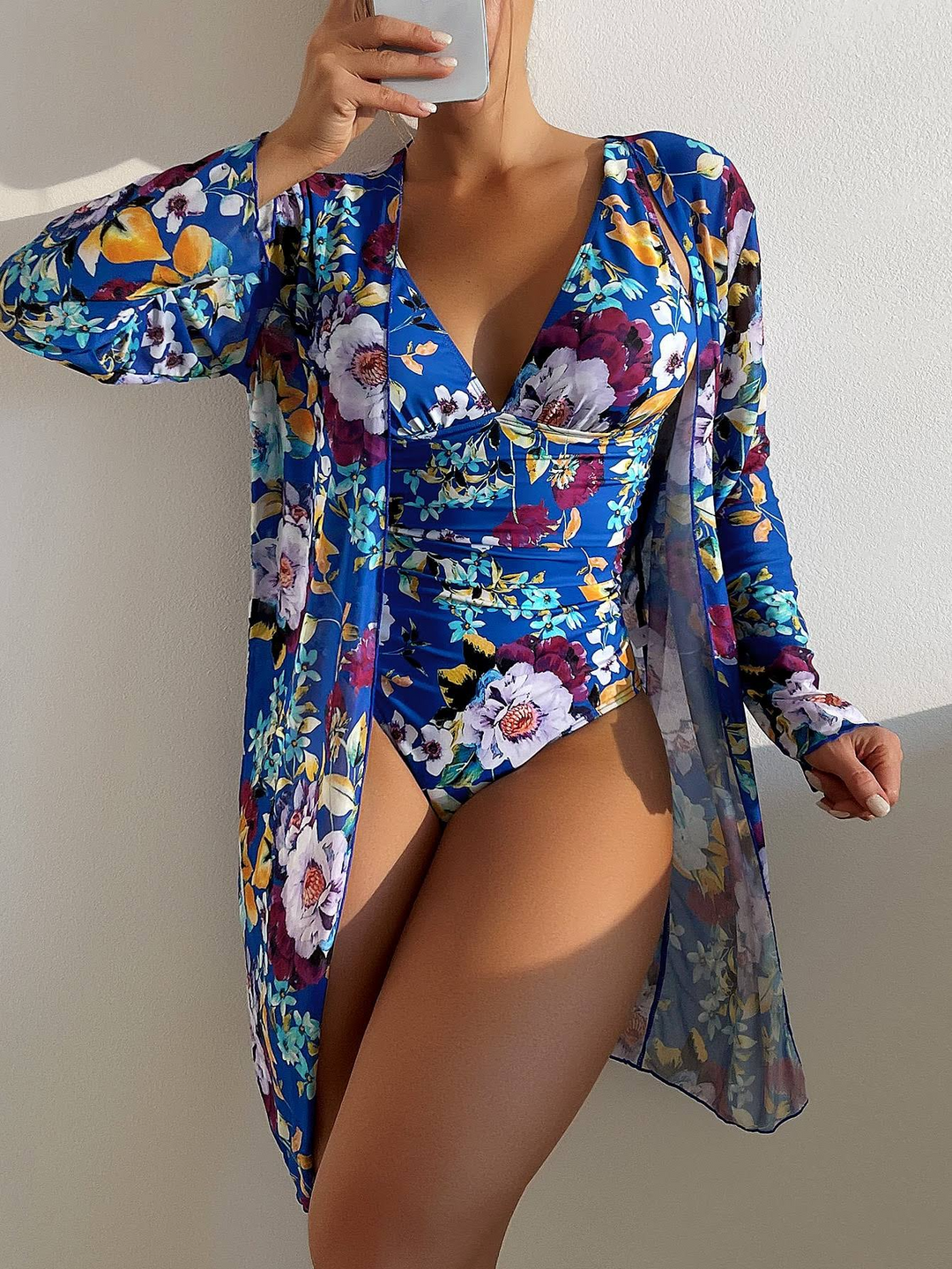 Dames 3-delige blauwe bikini set Marisse met flatterende pasvorm, perfect voor zomer en strand.