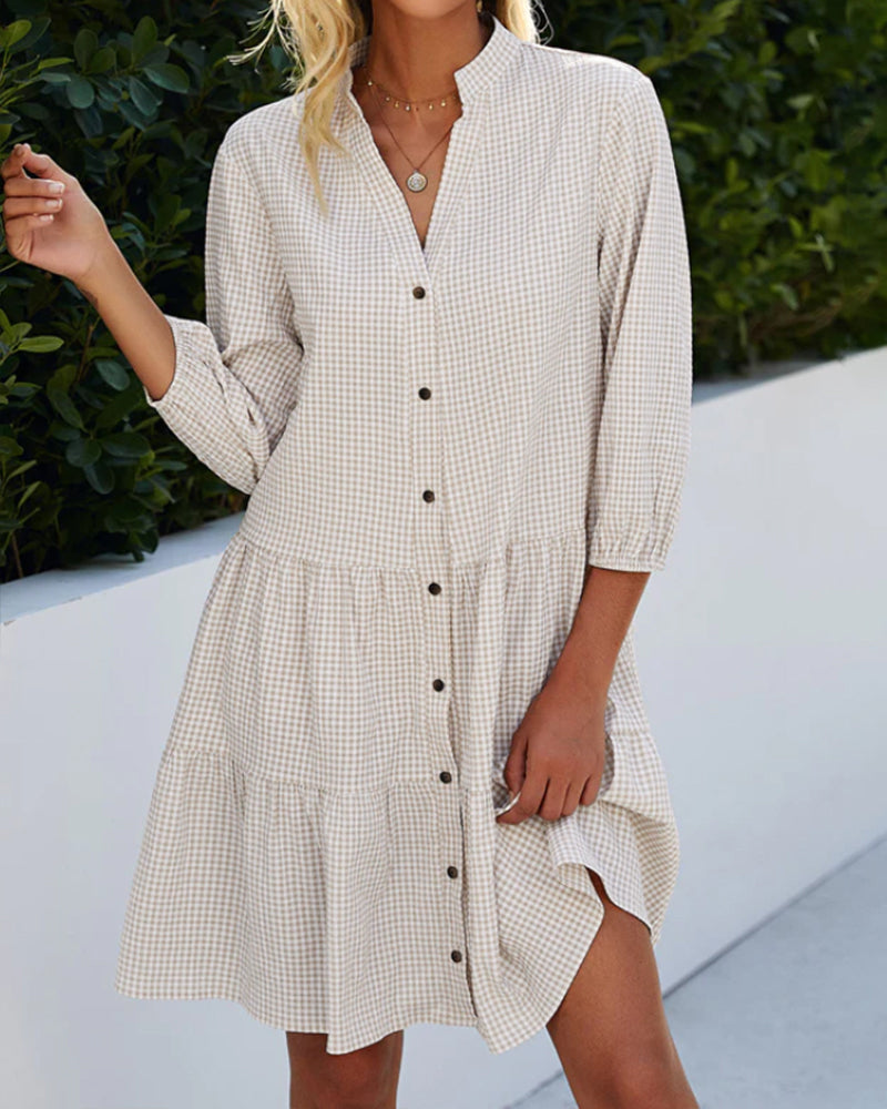 Trendy casual damesjurk, A-lijn model met uniek ruitpatroon en comfortabele pasvorm voor de zomer.