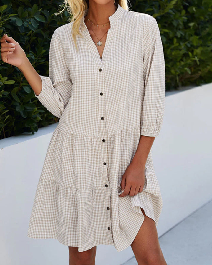 Trendy casual damesjurk, A-lijn model met uniek ruitpatroon en comfortabele pasvorm voor de zomer.