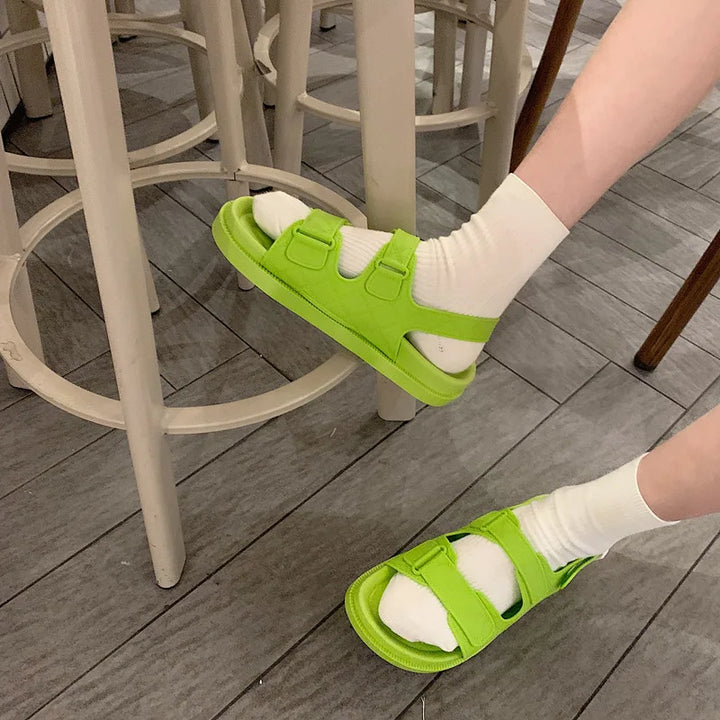 Modieuze dames plateau sandalen met verstelbare pasvorm, perfect voor festivals.