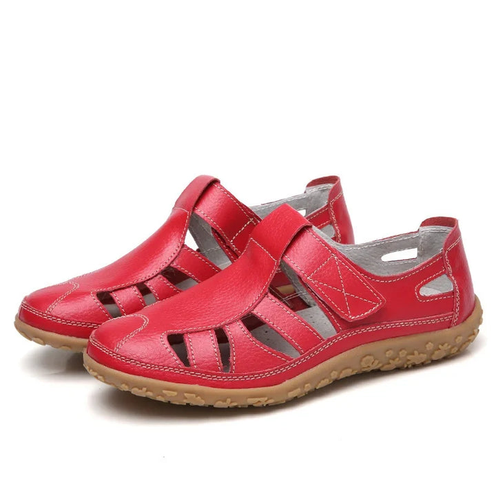 Comfortabele anti-slip sandalen voor dames, met focus op het zachte, ondersteunende voetbed.