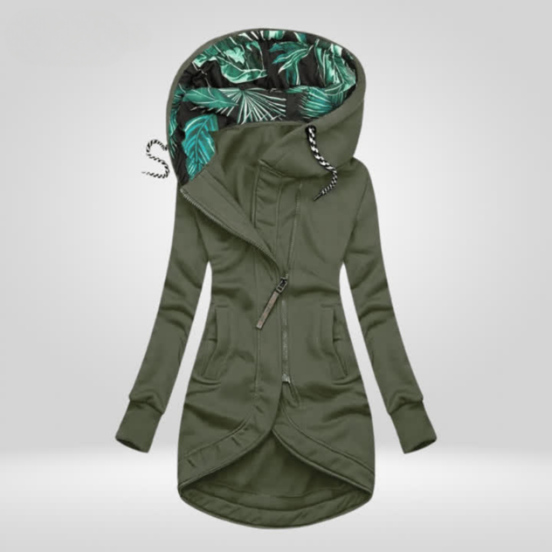 Stijlvolle dames jas met asymmetrische snit, capuchon en lange pasvorm, perfect voor een moderne look.