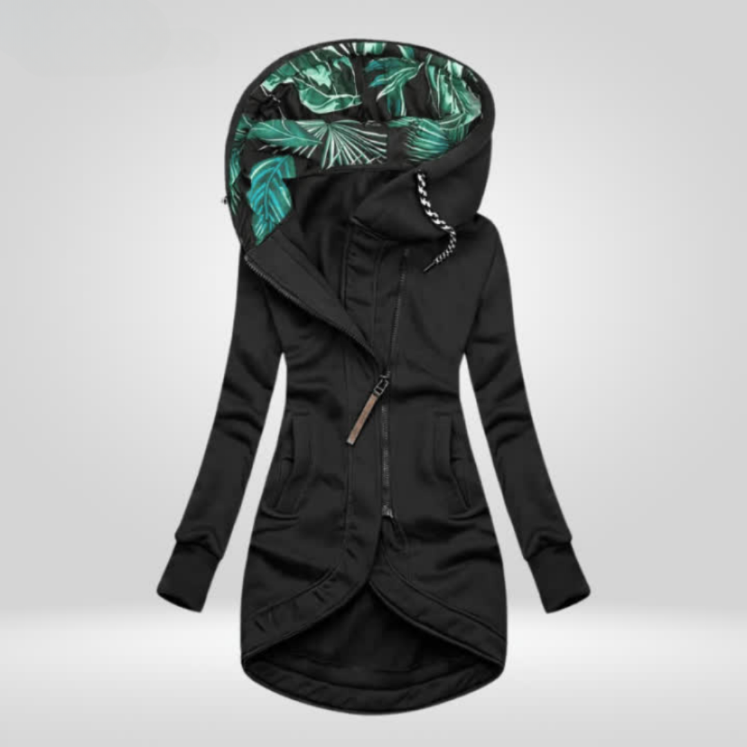Moderne dames jas, lange asymmetrische snit en capuchon. Ideaal als warme winterjas of stijlvolle outerwear.