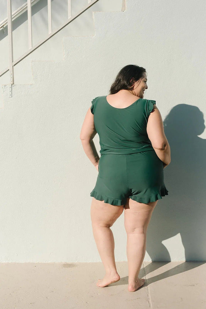 Stijlvol Nola dames badpak, sneldrogend en veelzijdig, ideaal voor zowel zwembad als strandmode.