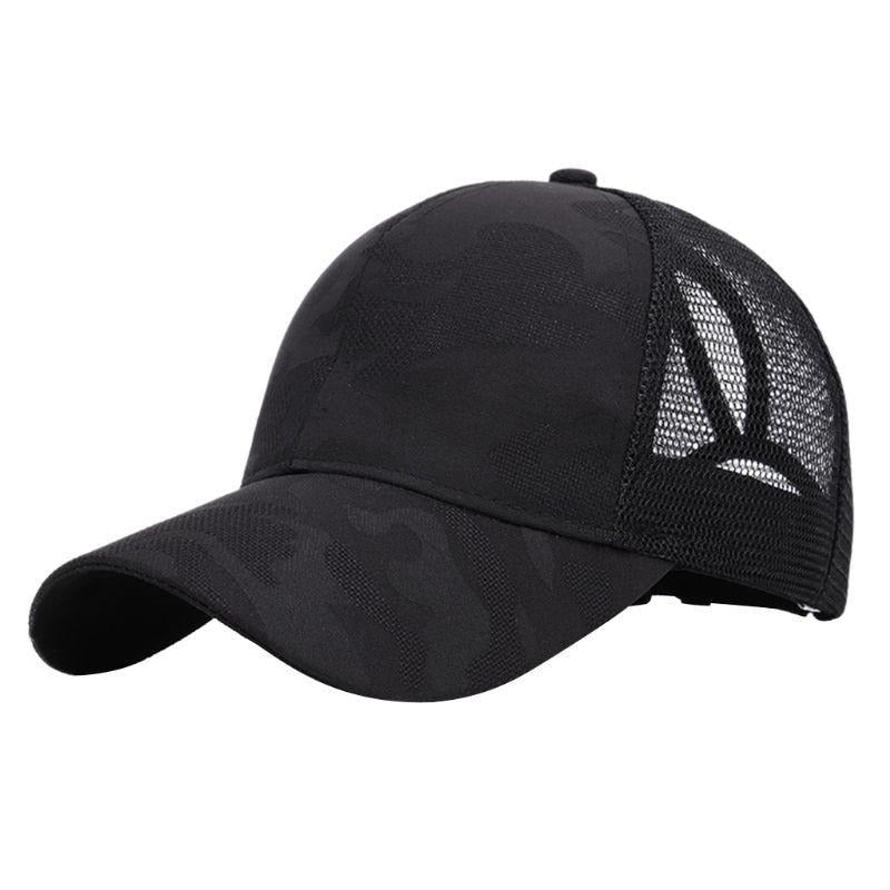 Ademende dames baseballcap, met praktische paardenstaartopening, voor zomerse dagen.