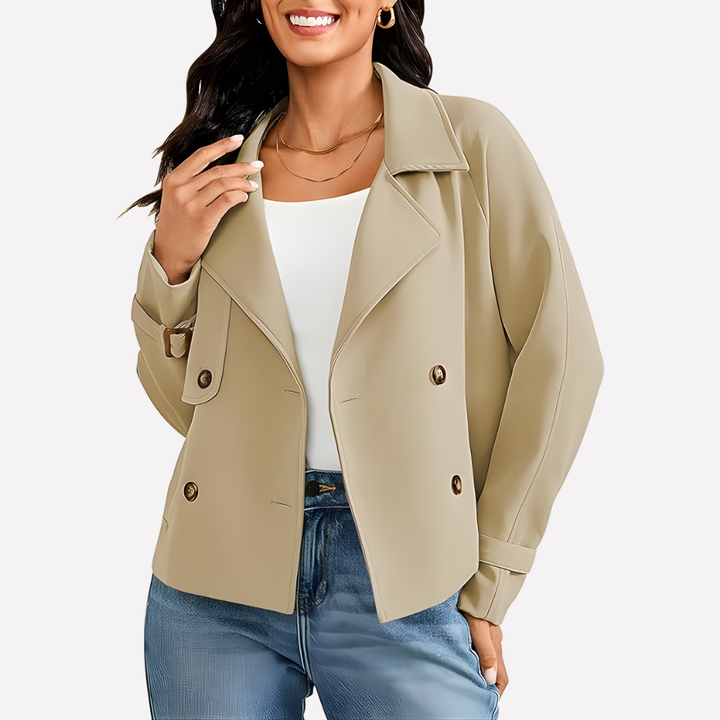 Veelzijdige casual blazer voor dames, perfect voor lente/herfst mode. Stijlvol en comfortabel.