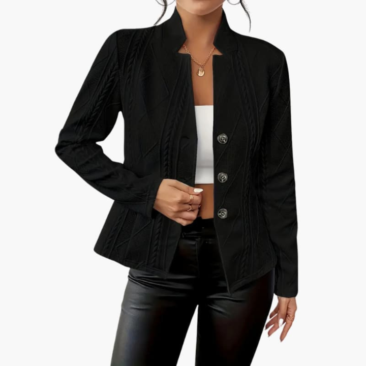 Vrouwen blazer met revers, completeert elke outfit; een tijdloze keuze met elegante knopen.