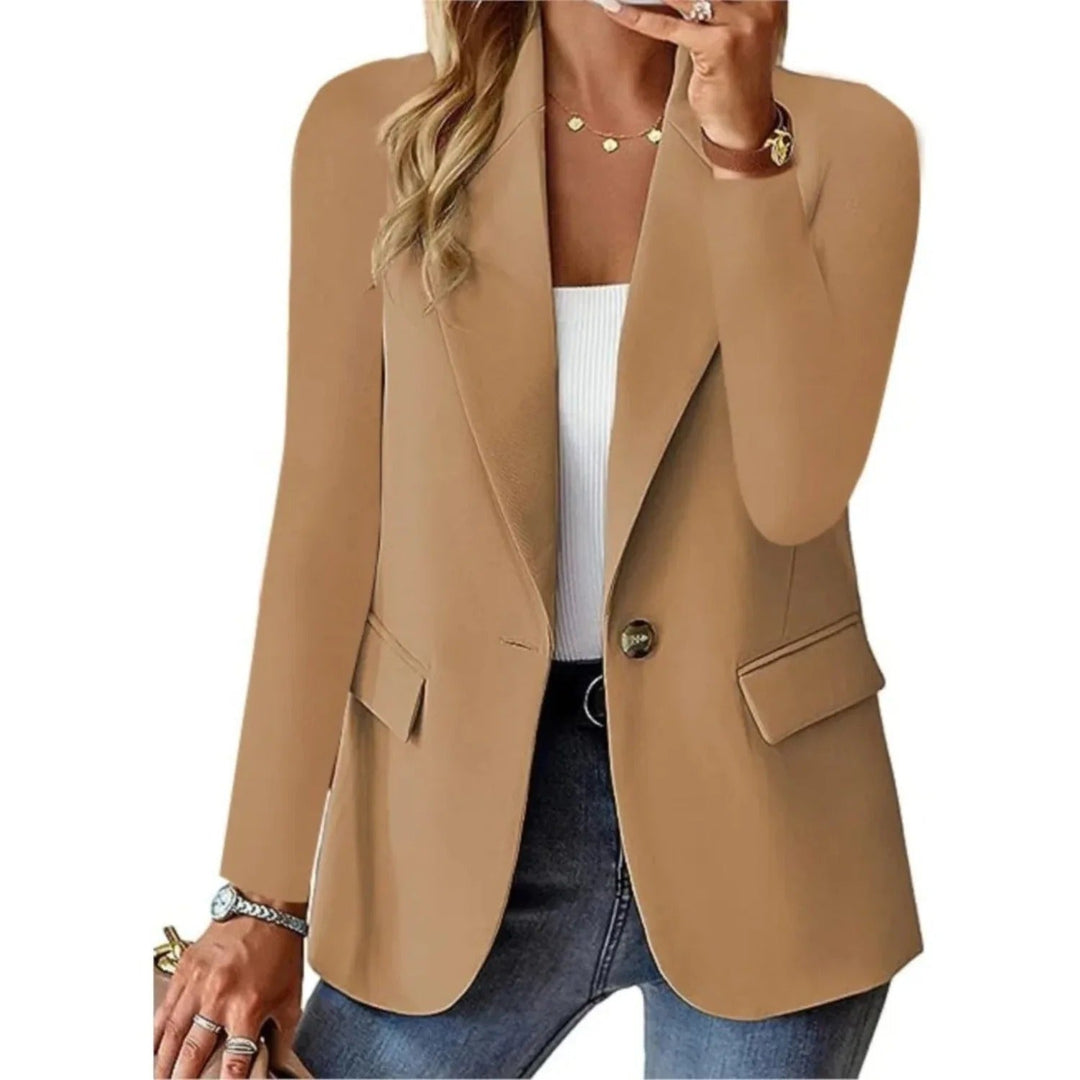 Stijlvolle dames blazer: Modieuze vrouwenkleding met een perfecte pasvorm, comfortabel en elegant voor modebewuste vrouwen.