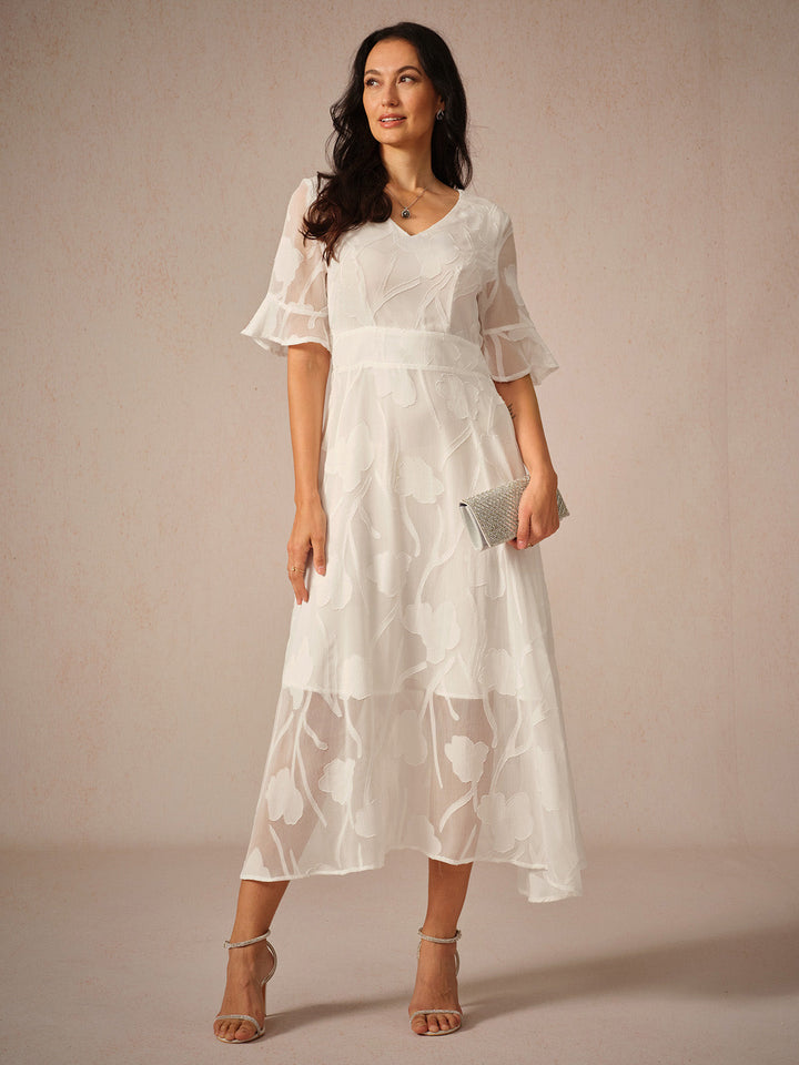 Dames bloemen A-lijn midi jurk met elegante fladdermouwen en V-hals, perfect voor zomerse feesten.
