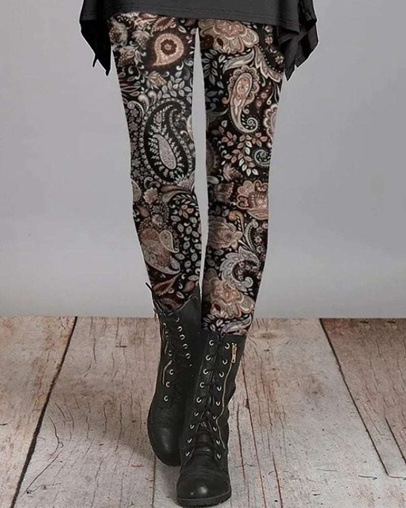 Stijlvolle retro dames leggings Ziva met unieke etnische patronen. Ideaal voor een comfortabele casual look.