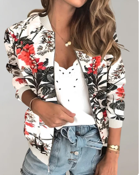 Dames bomberjack met bloemenprint, geschikt als stijlvolle buitenjas. Comfortabel voor dagelijks gebruik.