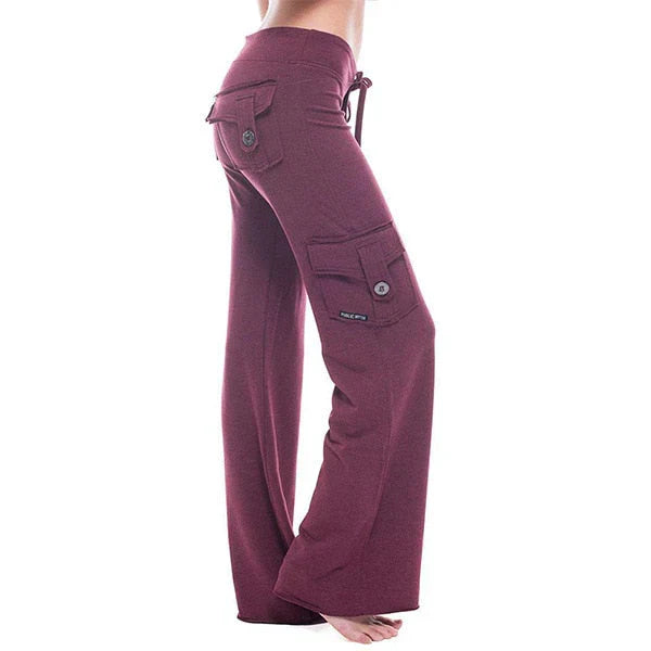 Comfortabele dames bootcut cargobroek met elastische taille en zakken voor dagelijks gebruik.