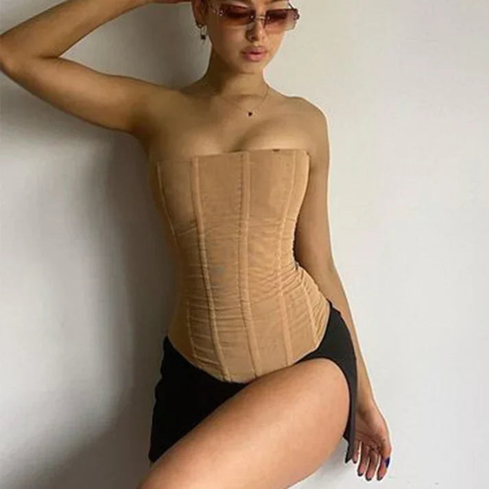 Zomerse dames slimming korset top 'Caia' van ademend mesh; creëert een elegant figuur voor modebewuste vrouwen.