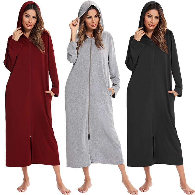 Dames capuchon badjas met rits, ideaal als comfortabele ochtendjas of loungewear.