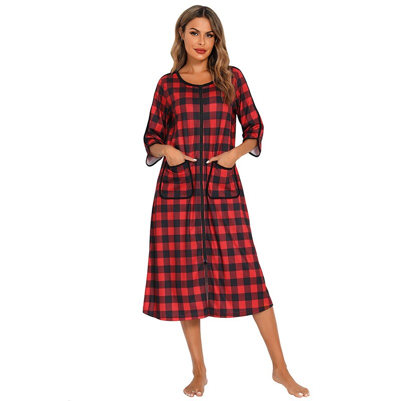Zachte capuchon badjas voor dames, met rits voor extra gemak en comfort.
