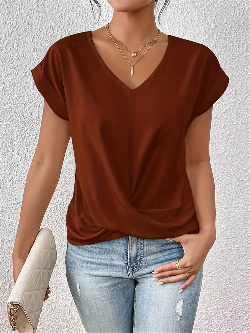 Comfortabel en stijlvol dames t-shirt met korte mouwen, CARA model, perfect voor een casual zomeroutfit.