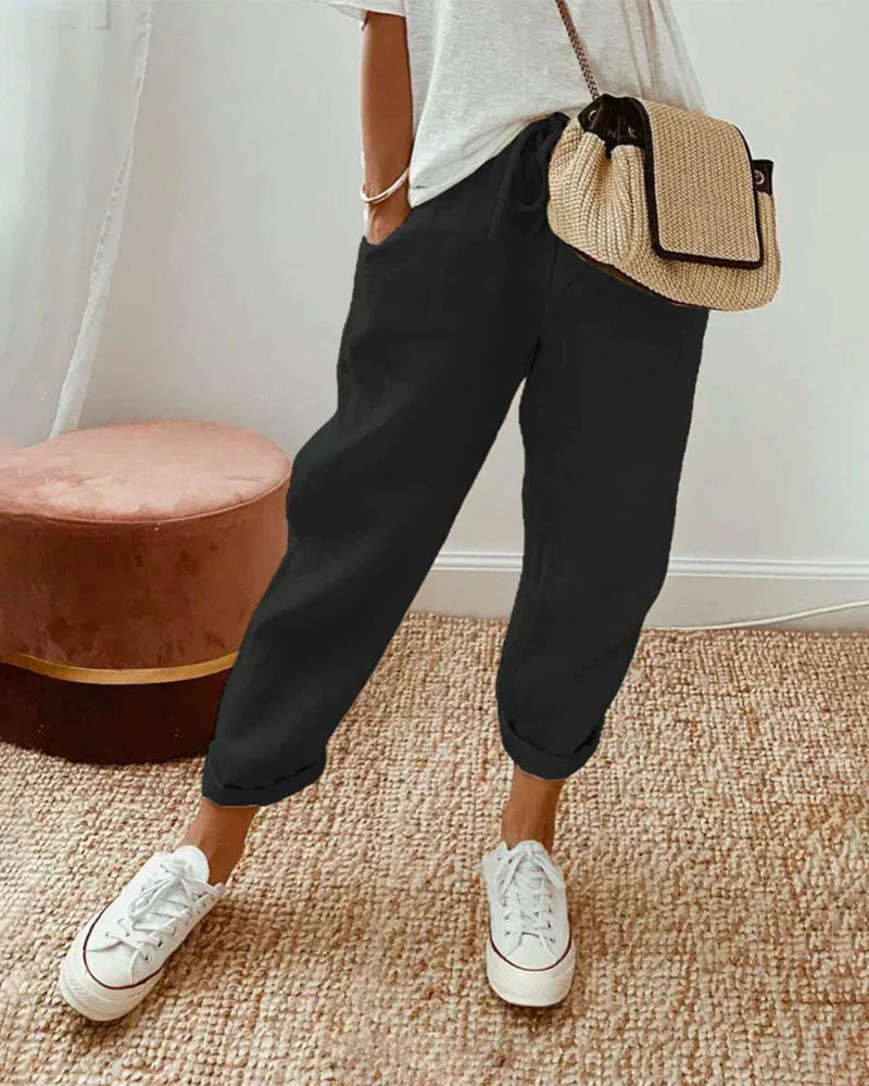Ademende linnen zomerbroek voor dames van Meav. Perfect voor warme dagen en een relaxte stijl.