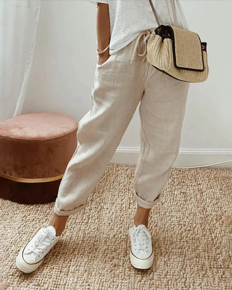 Elegante casual linnen broek voor dames. Biedt optimaal comfort en een modieuze uitstraling.