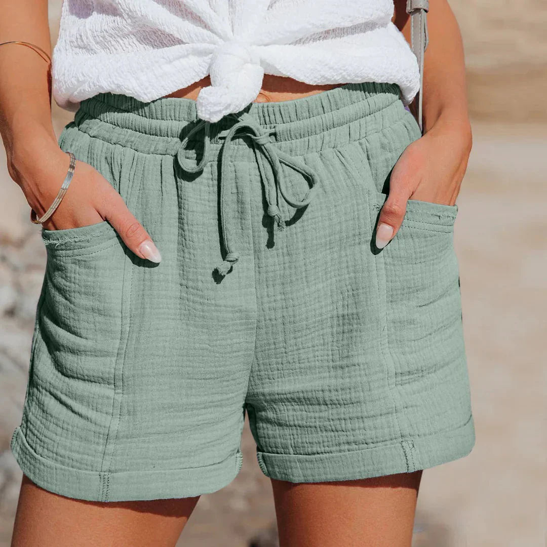 Blauwe dames zomershorts met elastische taille voor ultiem comfort. Ideaal voor casual zomerkleding en strand.
