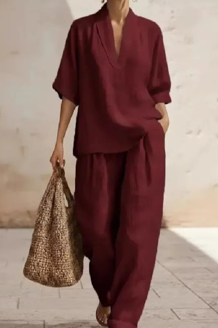 Casual co-ord set voor dames met V-hals en luchtige pasvorm