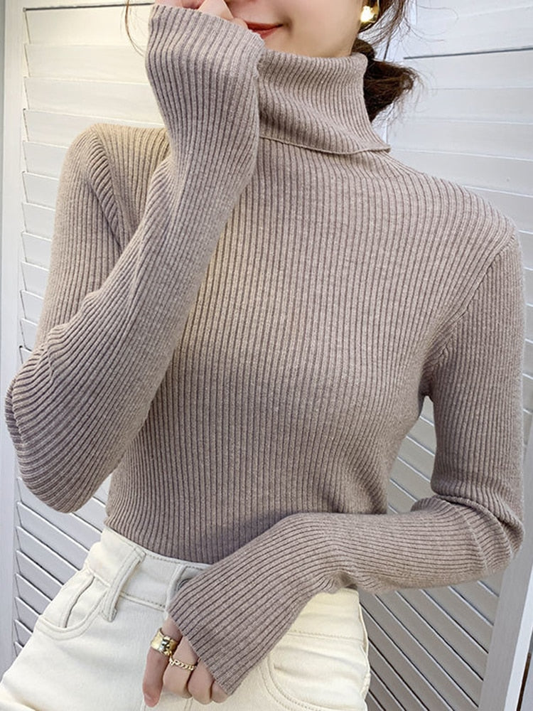 Zachte dames coltrui, warm en comfortabel. Essentiële wintertrui voor elke garderobe, perfecte pasvorm.