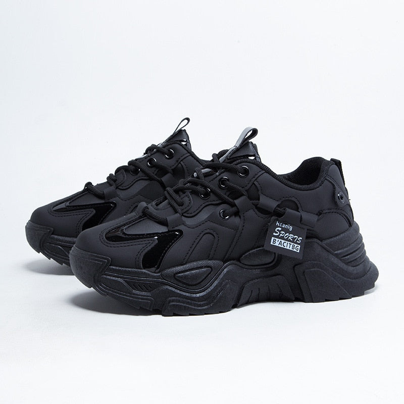 Comfortabele dad sneakers voor dames, perfect voor dagelijks gebruik en vrijetijd. Trendy en ondersteunend.