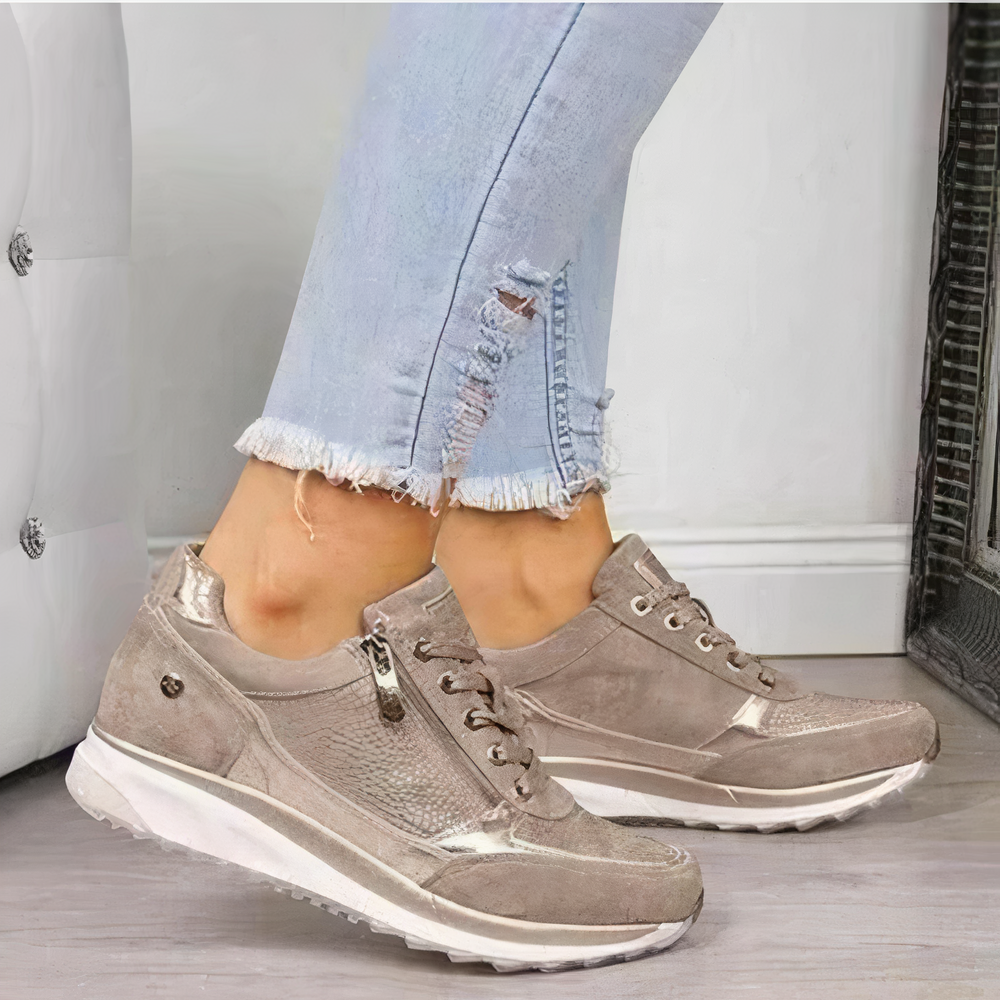 Stijlvolle dames casual schoenen met veters en zijrits, modern design voor dagelijks comfort en mode.