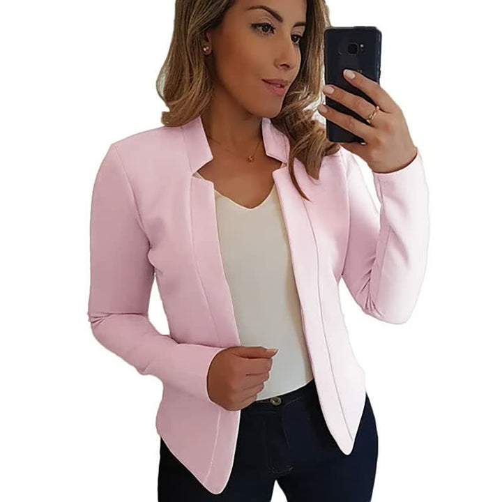 Trendy dameskleding: elegante blazer, veelzijdig en comfortabel, plus size opties beschikbaar.